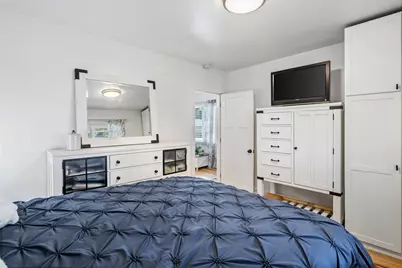 916 Lincoln Avenue NW, Grand Rapids, MI 49504 - Photo 13