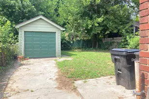 16207 Lesure St, Detroit, MI 48235 - Photo 13