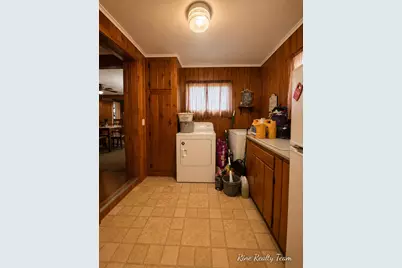 18 E Montgomery Street, Hillsdale, MI 49242 - Photo 37