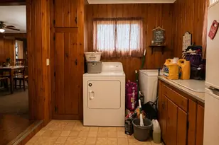 18 E Montgomery St, Hillsdale, MI 49242 - Photo 37