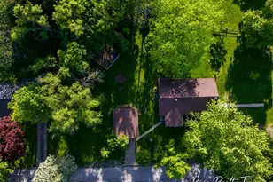 18 E Montgomery St, Hillsdale, MI 49242 - Photo 15