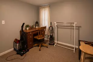 18 E Montgomery St, Hillsdale, MI 49242 - Photo 35
