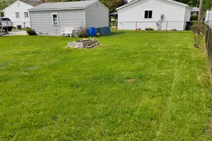12415 Clinton River Rd, Sterling Heights, MI 48313 - Photo 35
