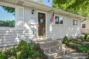 3414 Perry Ave SW, Wyoming, MI 49519 - Photo 5