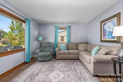 3414 Perry Avenue SW, Wyoming, MI 49519 - Photo 9