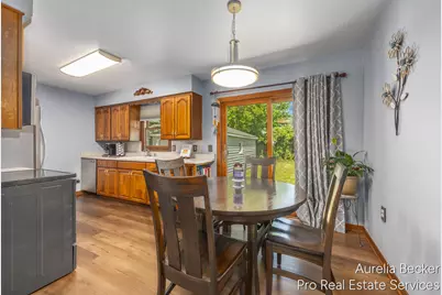 3414 Perry Avenue SW, Wyoming, MI 49519 - Photo 13