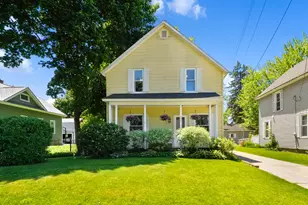 604 Hubbard St NE, Grand Rapids, MI 49525 - Photo 1