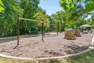 1532 Henderson Dr, Kalamazoo, MI 49006 - Photo 51