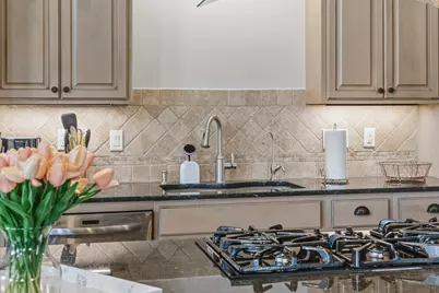 230 N Kalamazoo #301, Kalamazoo, MI 49007 - Photo 15