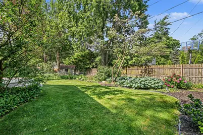 1047 Orchard Avenue SE, East Grand Rapids, MI 49506 - Photo 27