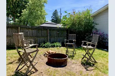 413 N Rath Avenue, Ludington, MI 49431 - Photo 29