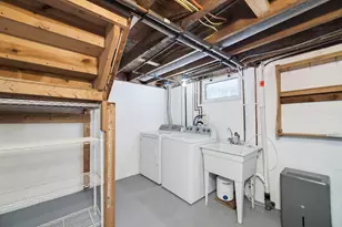504 N Lewis St, Ludington, MI 49431 - Photo 25