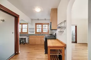 504 N Lewis St, Ludington, MI 49431 - Photo 11