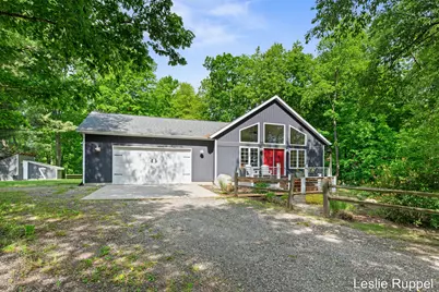 13015 Ritchie Avenue NE, Cedar Springs, MI 49319 - Photo 3