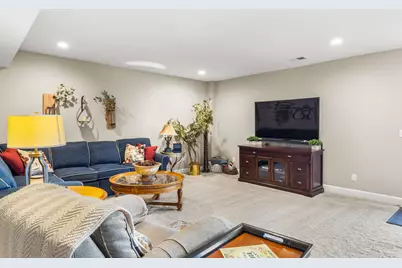 24523 Pinnacle Circle, South Lyon, MI 48178 - Photo 19