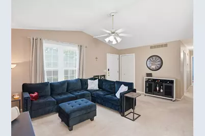 7652 Woodview Drive, Waterford, MI 48327 - Photo 13