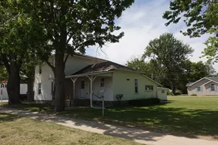 1055 Tupper Lake St, Lake Odessa, MI 48849 - Photo 5
