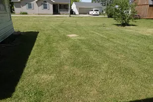 1055 Tupper Lake St, Lake Odessa, MI 48849 - Photo 7