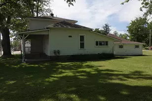 1055 Tupper Lake St, Lake Odessa, MI 48849 - Photo 11