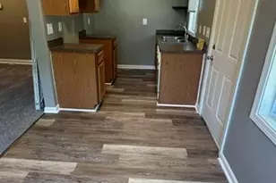 18750 Sumpter Rd, Belleville, MI 48111 - Photo 7