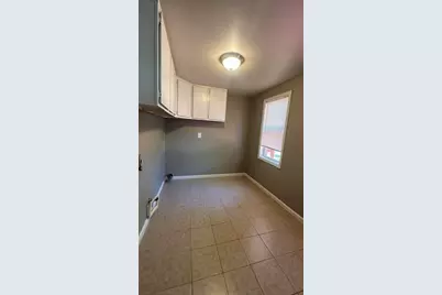 18750 Sumpter Road, Belleville, MI 48111 - Photo 29