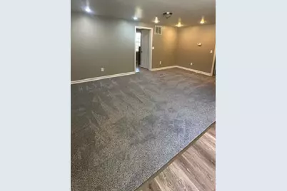 18750 Sumpter Road, Belleville, MI 48111 - Photo 11