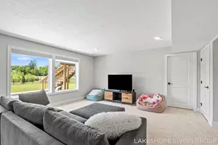 13059 Pine Glen Dr, Grand Haven, MI 49417 - Photo 51