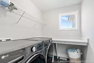 13059 Pine Glen Dr, Grand Haven, MI 49417 - Photo 43
