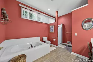 1949 Forest Glen Dr, Muskegon, MI 49441 - Photo 37