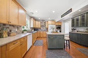 29100 Terrence St, Livonia, MI 48154 - Photo 7