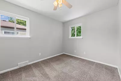 20436 Inkster Road, Bedford, MI 48240 - Photo 9