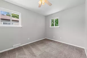 20436 Inkster Rd, Bedford, MI 48240 - Photo 9