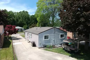 34354 Virgil St, Harrison Township, MI 48045 - Photo 37