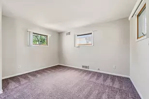 63 N 31st Street N, Battle Creek, MI 49015 - Photo 9