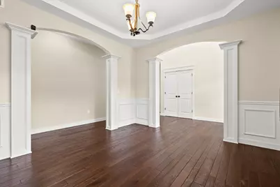 7585 Oakwood Avenue, Kalamazoo, MI 49009 - Photo 11