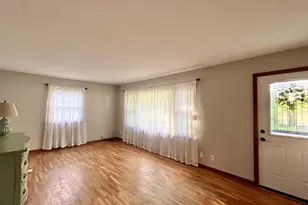 1683 Shorewood Dr, Norton Shores, MI 49441 - Photo 9