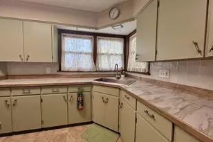 1683 Shorewood Dr, Norton Shores, MI 49441 - Photo 5