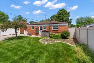 32369 Alvin St, Garden City, MI 48135 - Photo 13