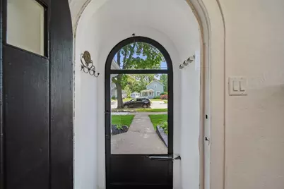 130 W Euclid Avenue, Jackson, MI 49203 - Photo 5