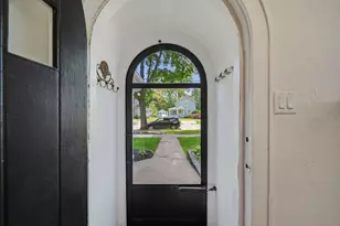 130 W Euclid Ave, Jackson, MI 49203 - Photo 5