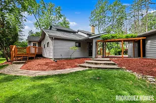 6271 Cascade Rd SE, Grand Rapids, MI 49546 - Photo 29