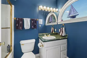212 Harbor Dr, Ludington, MI 49431 - Photo 23