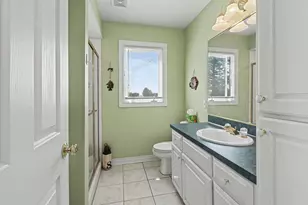 212 Harbor Dr, Ludington, MI 49431 - Photo 15