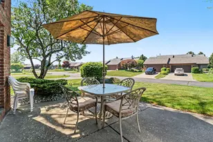 212 Harbor Dr, Ludington, MI 49431 - Photo 25