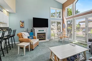 212 Harbor Dr, Ludington, MI 49431 - Photo 7