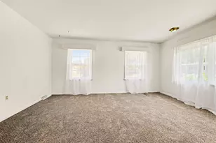 312 Cedar St, Wayland, MI 49348 - Photo 3