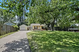 250 Lindsay St, Battle Creek, MI 49017 - Photo 15