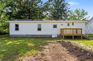 12057 M-40, Gobles, MI 49055 - Photo 17