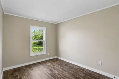12057 M-40, Gobles, MI 49055 - Photo 13
