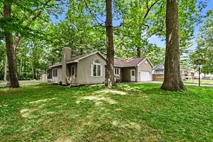 14275 Shiawassee Dr, Grand Haven, MI 49417 - Photo 3